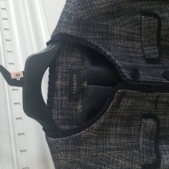 Talbot's navy blue and gray tweed 3/4 sleeves blazer. Size 2 - Picture 2 of 7